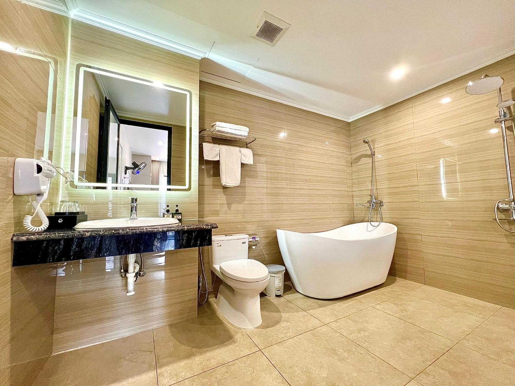 Grand Dragon Noi Bai Hotel Hanoï Extérieur photo